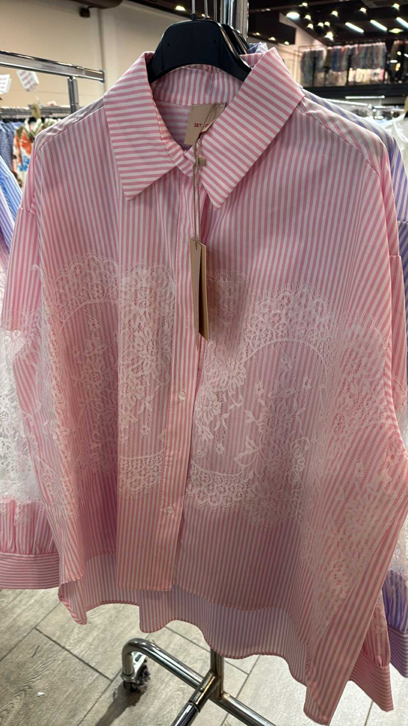 Italia nr 7 - Koszula w paski z dodatkiem koronki - 15750 - róż