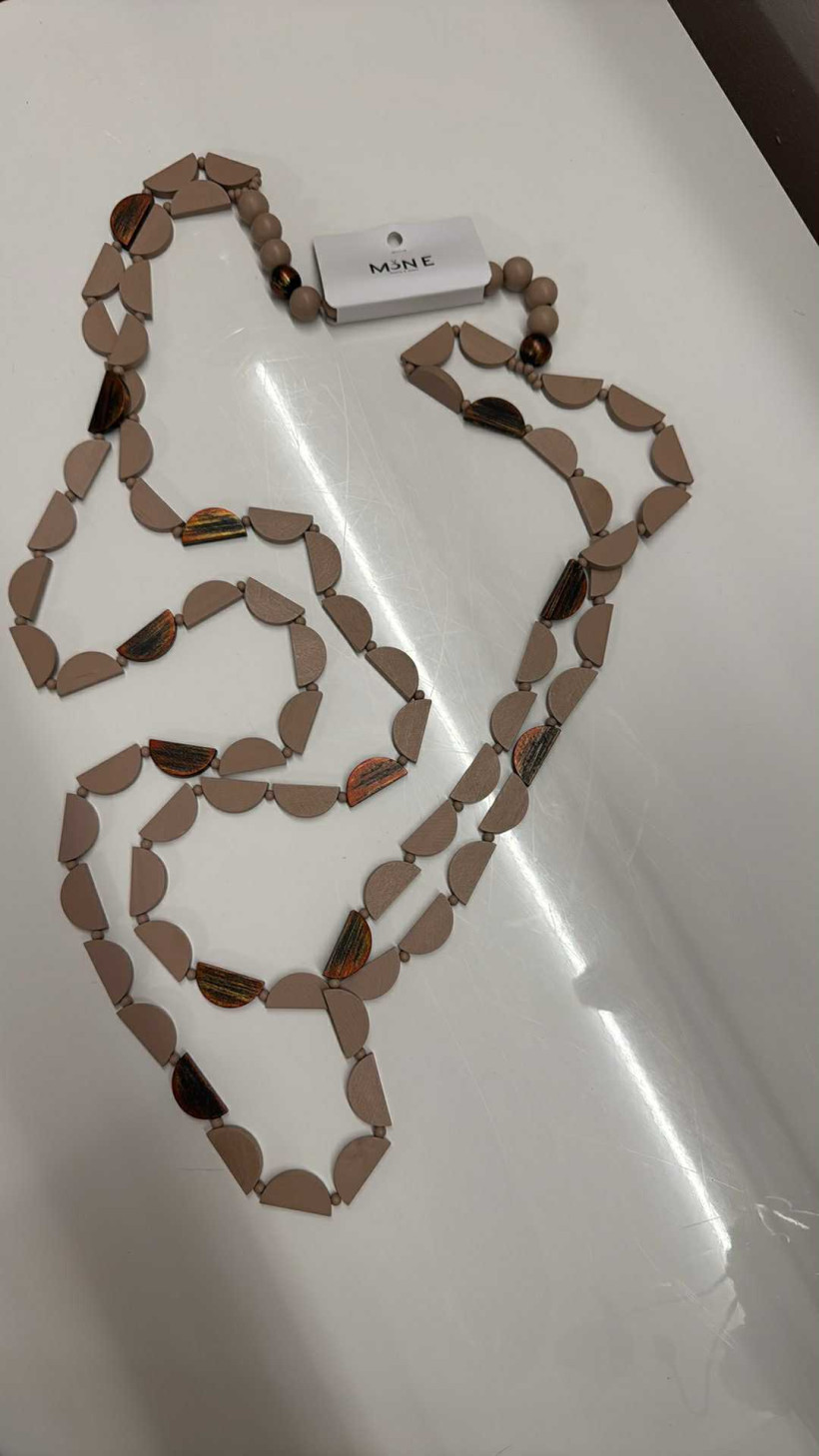 Italia nr 7 - Naszyjnik beżowy, drewniane półkola - 100196