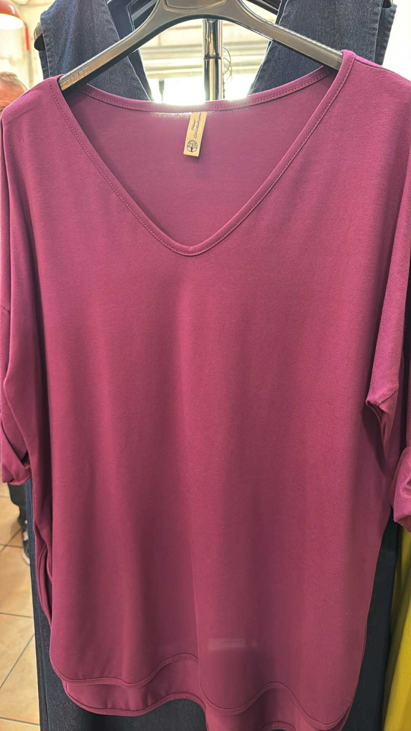 Italia nr V - Tunika jednokolorowa w serek, rękaw 3/4 - 21152 - oberżyna