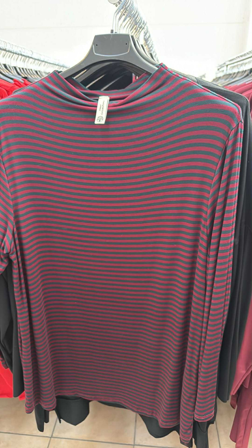 Italia nr.7 - Bluzki w paski z półgolfem - 25256 - bordo