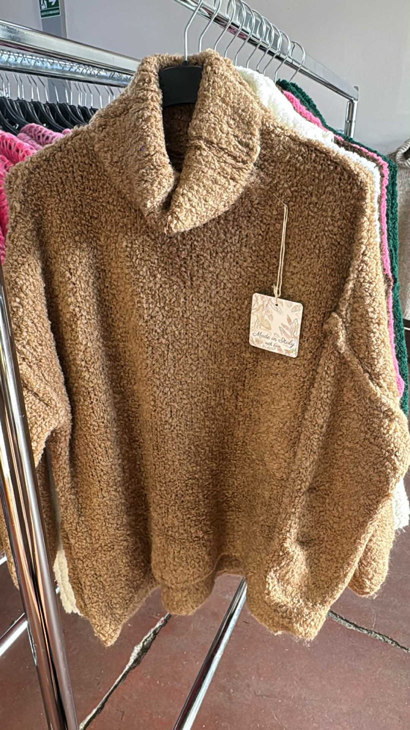 Italia nr.7 - Golf jednokolorowy buklowy - 25106 - karmel