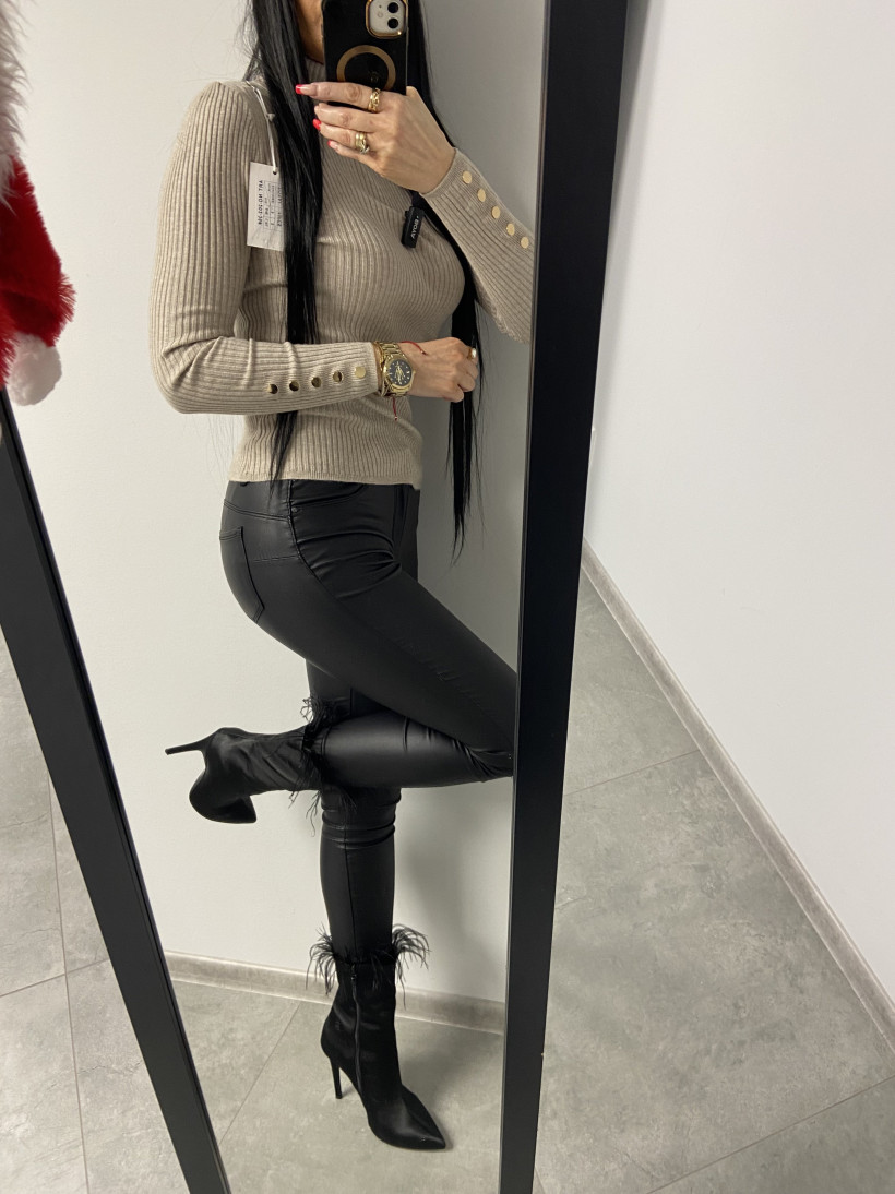 Bluzka 554 prążek golf, złote monety