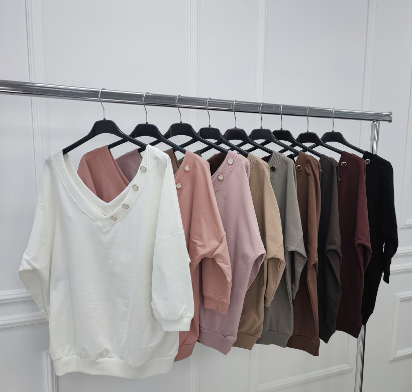 Bluzka Megi guziki na dekolcie B2171 wycięcie na dekolcie i plecach 