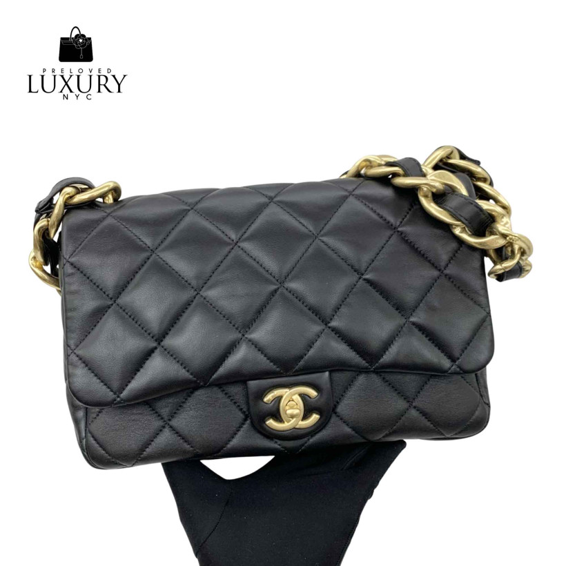CHANEL Black Lambskin Chunky Chain Flap Shoulder Bag Microchip