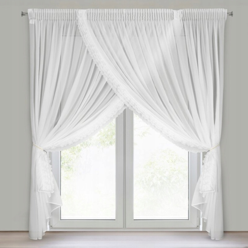 Firanka 400x250cm z falbanami 