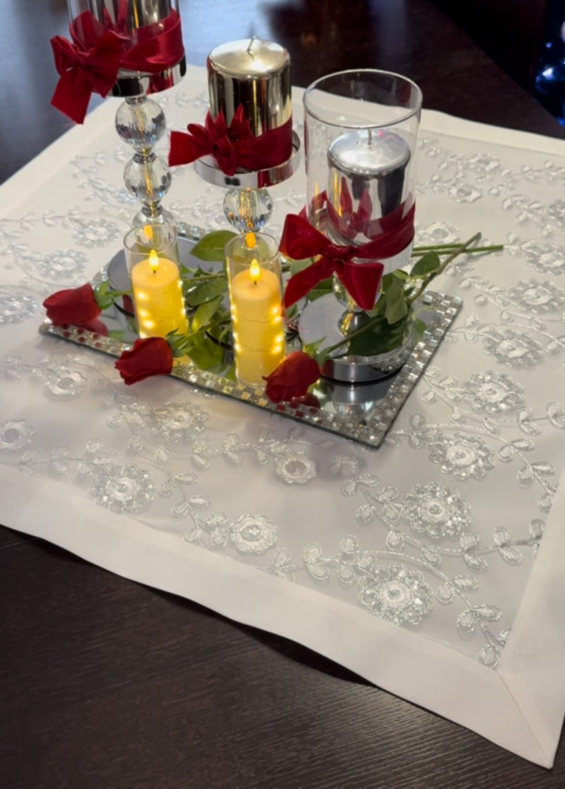 Bieżnik , wyszywane kwiaty - 85/85 - K635