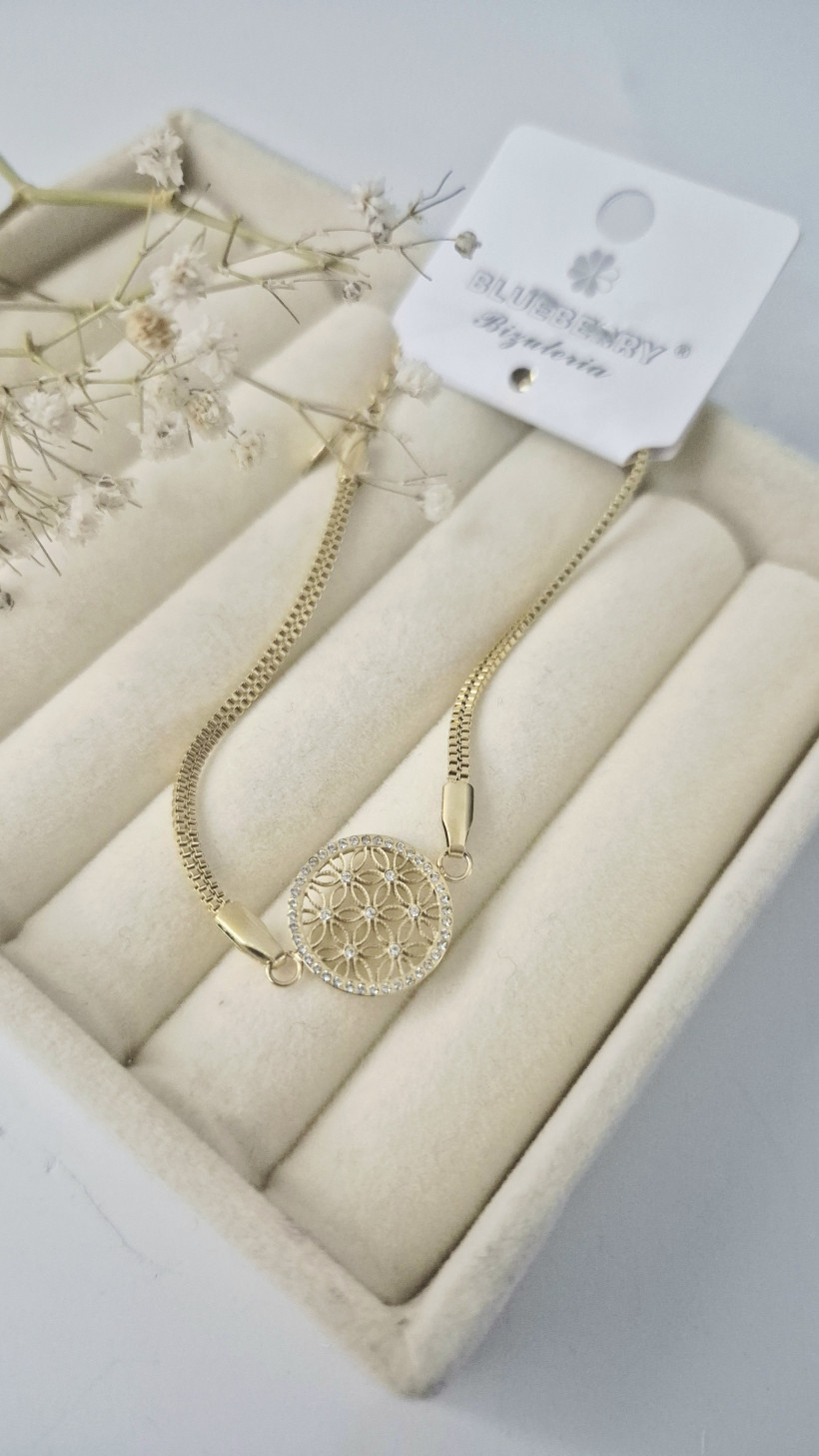 bransoletka z ażurowym kółkiem 