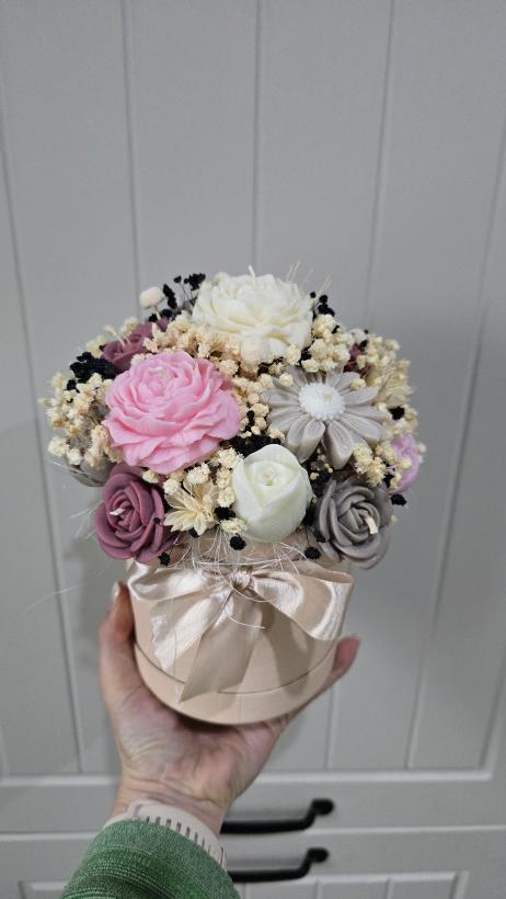 Box świece sojowe prezent kwiaty 