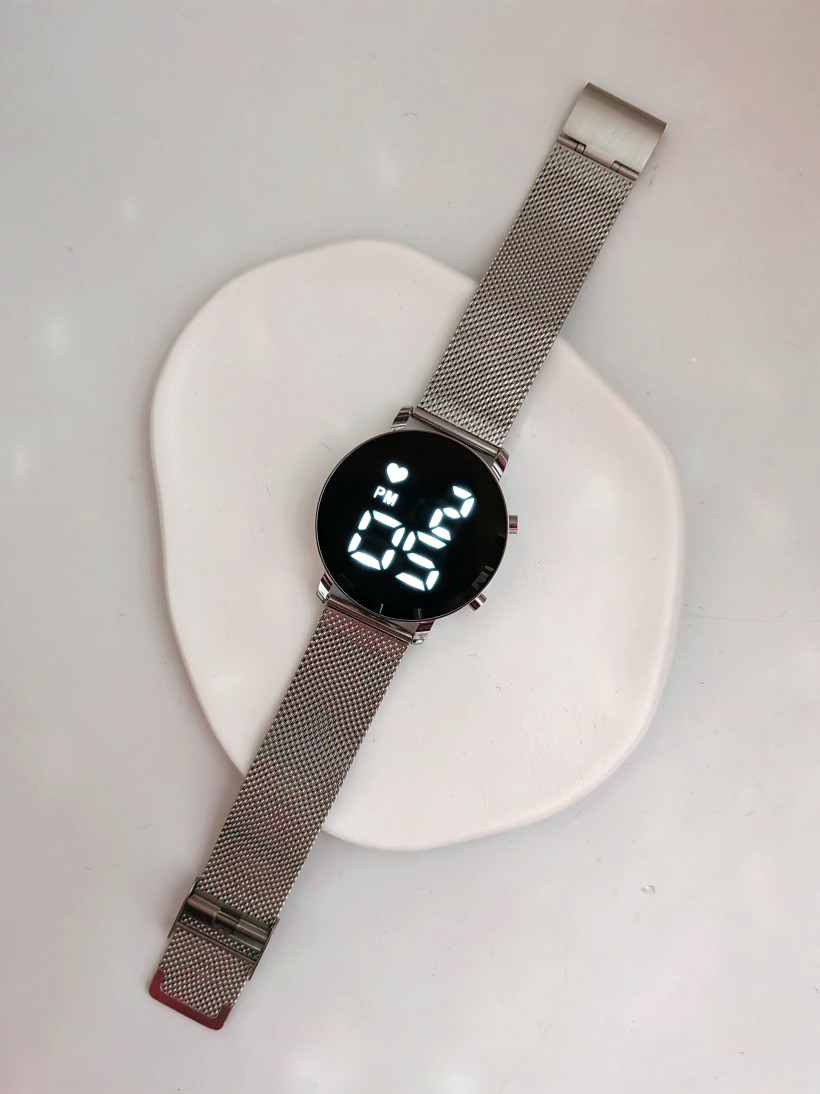 Zegarek srebrny ledowy okrągły