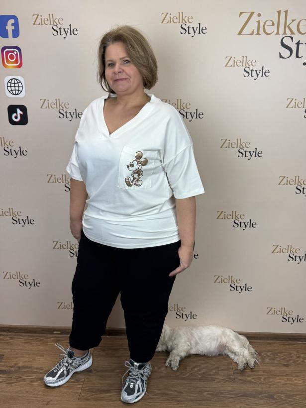 Bluzka jednokolorowa w szpic z myszką miki na kieszonce - 3538 - biała