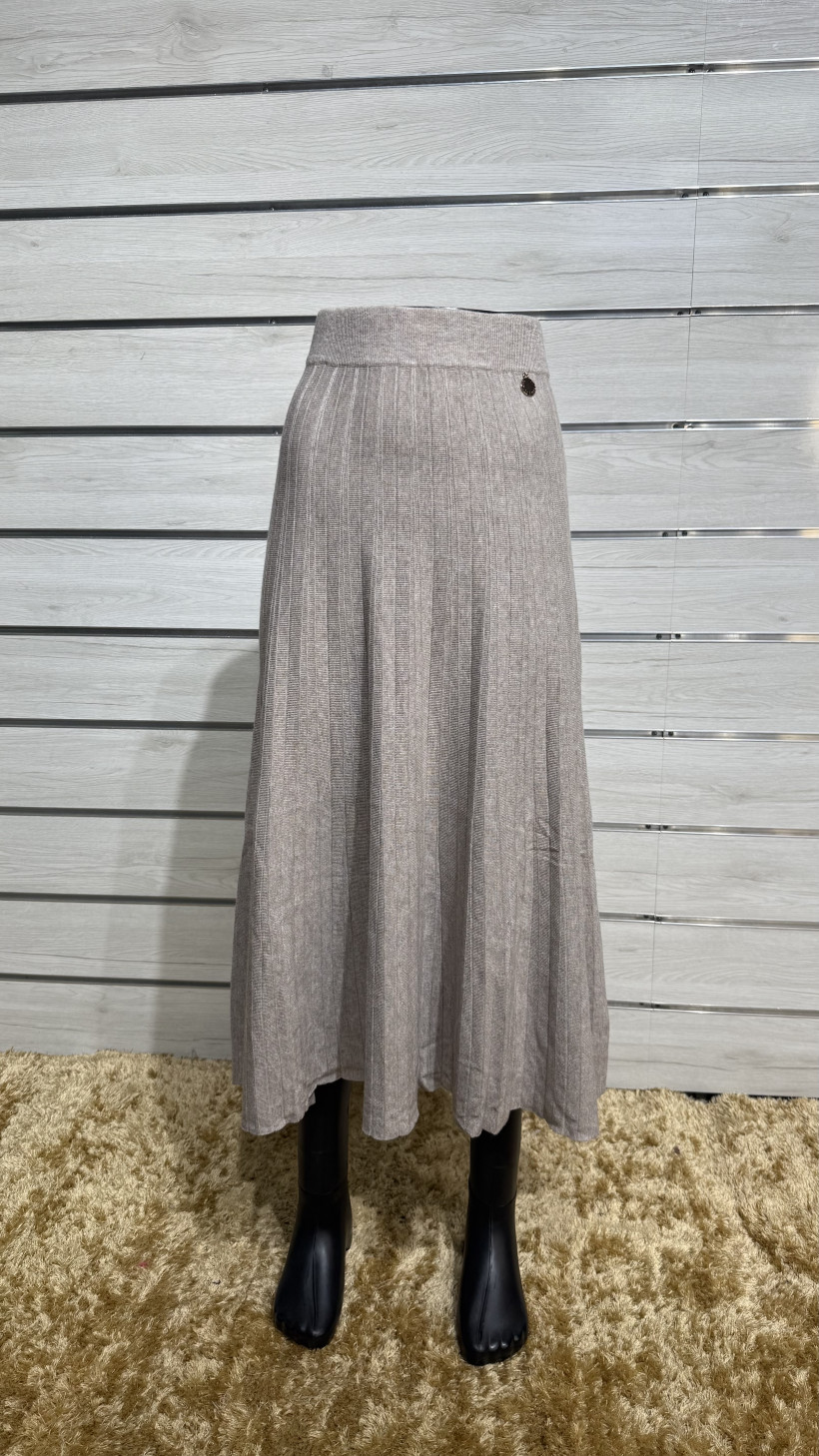 SAIA PLISSADA EM MALHA GIROLLI