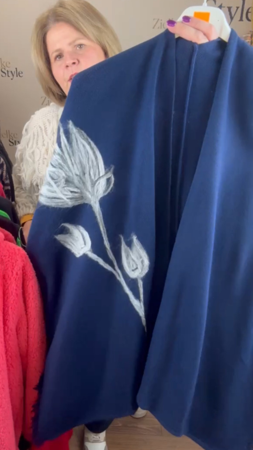 Szal/Ponczo kwiat - 13914 - granat