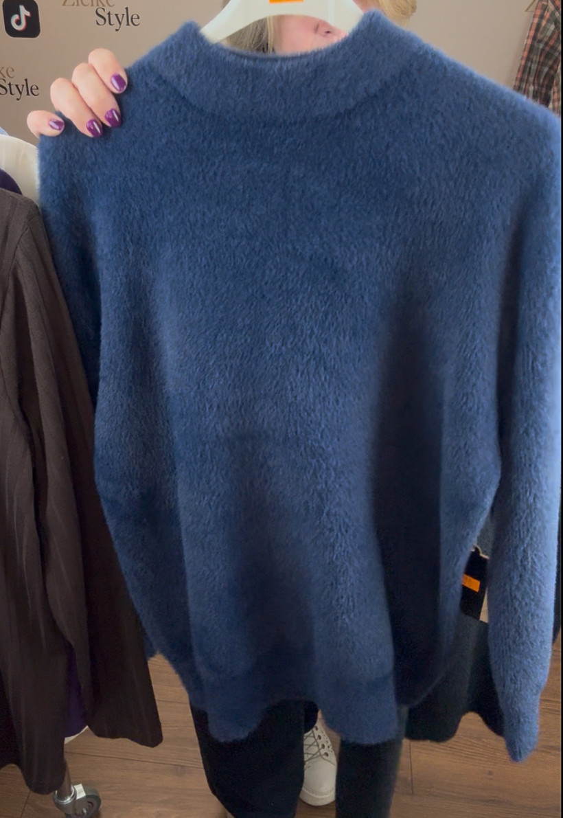 Sweter alpakowy jednokolorowy - xl/xxl - KINGA - 379 - granat