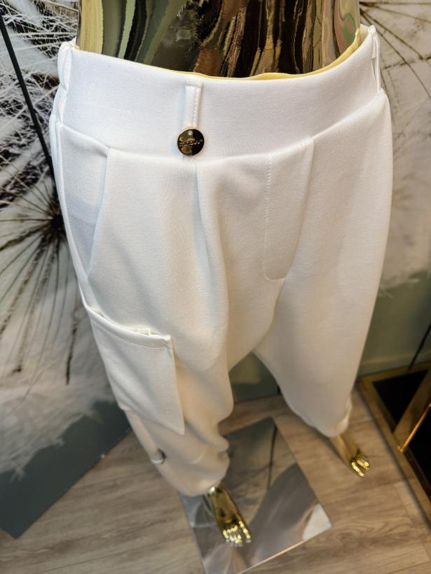 Spodnie joggery-bojówki ‚masełkowe’ Minouu