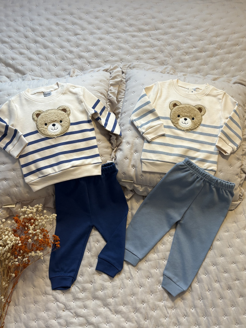 Komplet w pasy z misiem kolor GRANATOWY