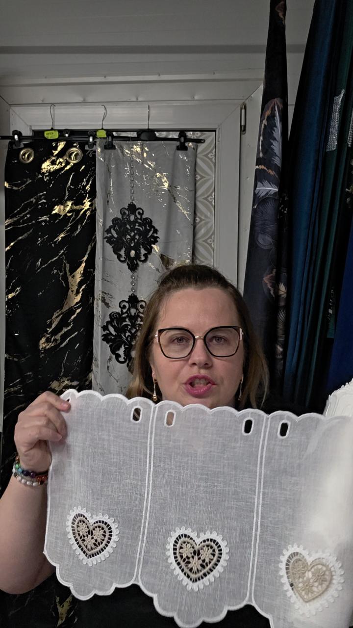 Zazdrostka etamina  serduszka beż 