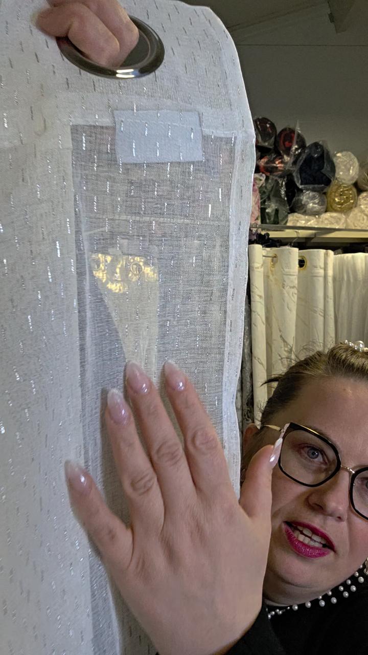 350x250 etamina kreseczki srebrne Wyprzedaż 