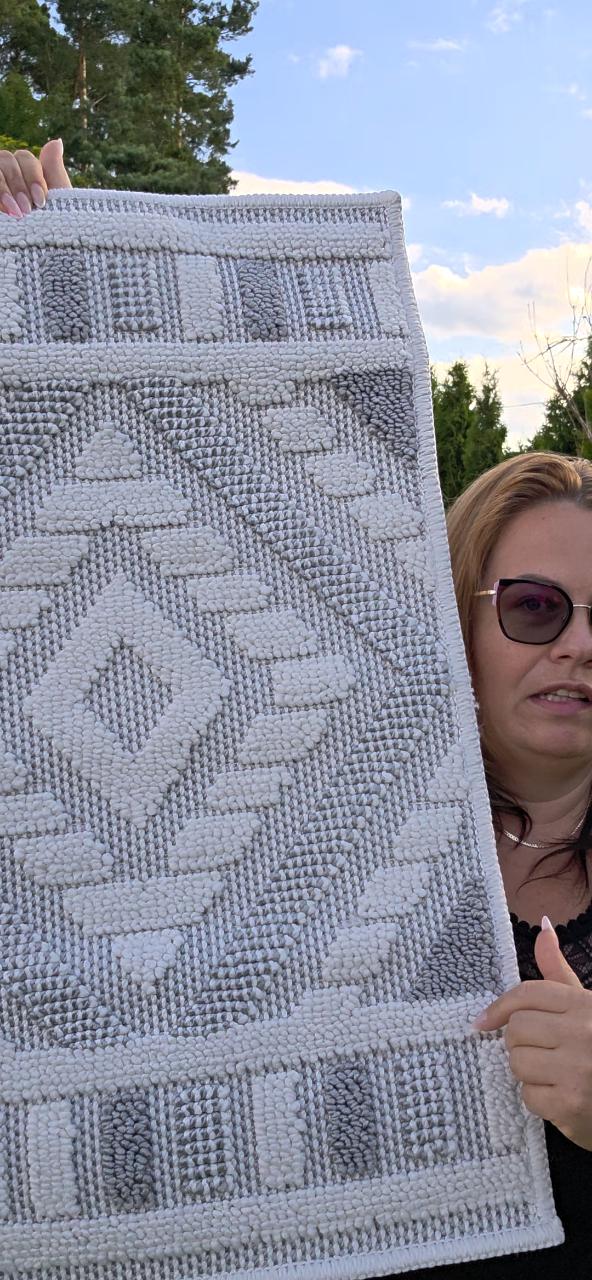 Dywanik 50x80cm srebno jasny