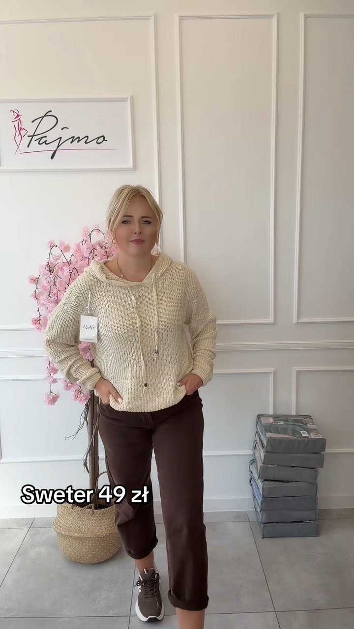 Sweter z kapturem 15423