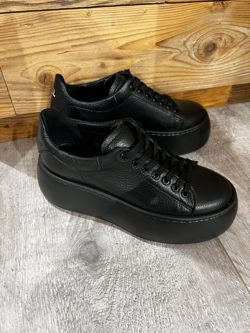 By o la la..! trampki na platformie