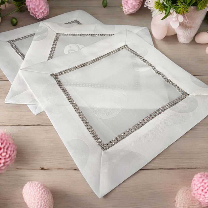 Serwetka biała jajka z cyrkonią 30x30 NL-1501 WN