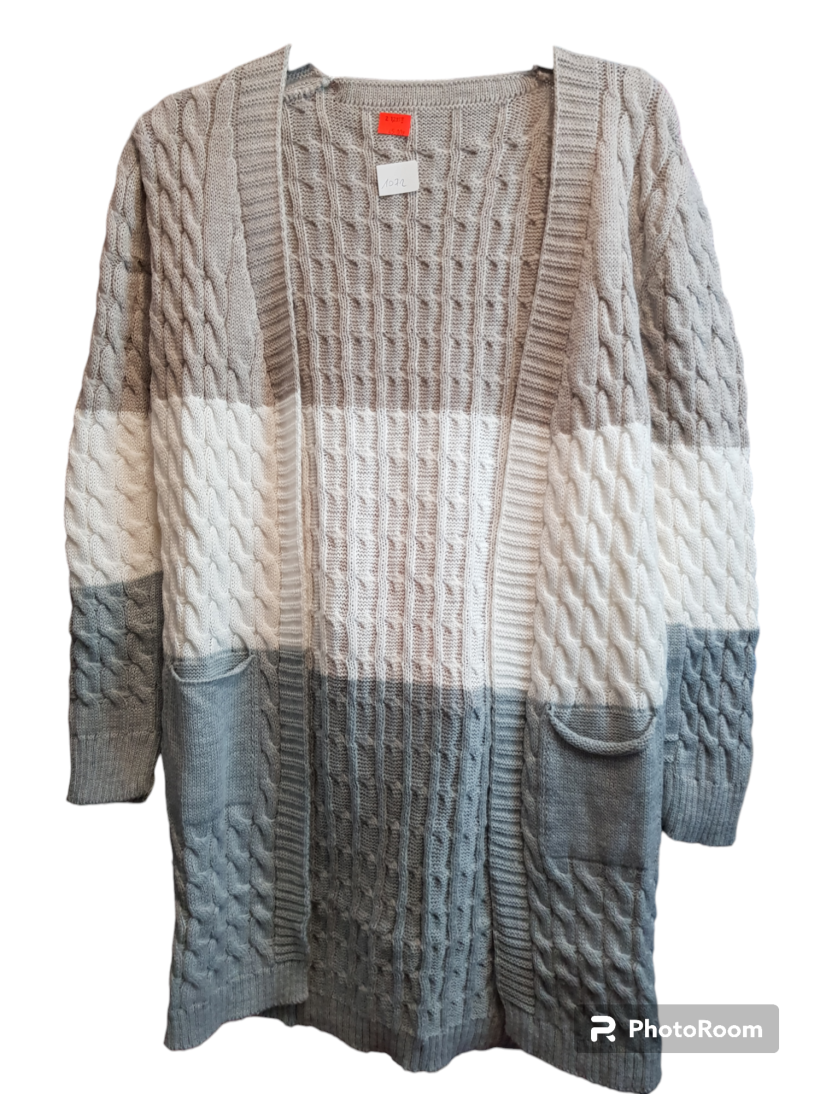 SWETEREK SZARY 3 KOLORY