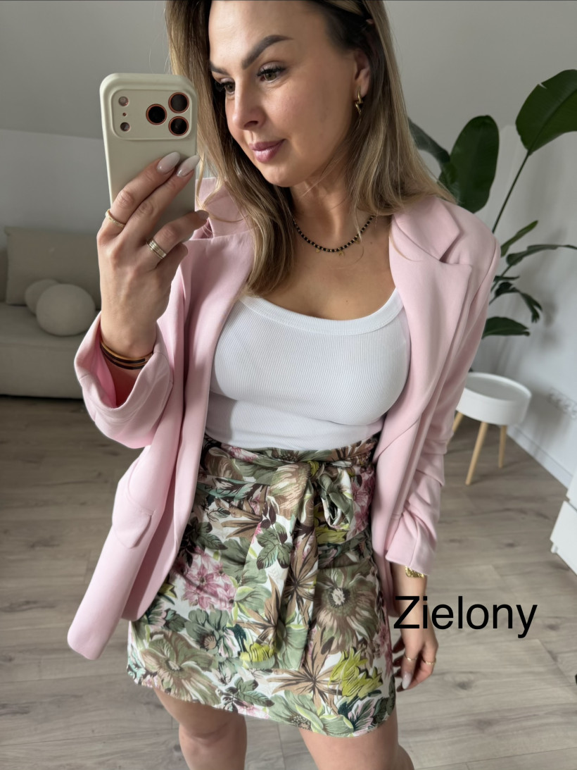 123562761-7.webp