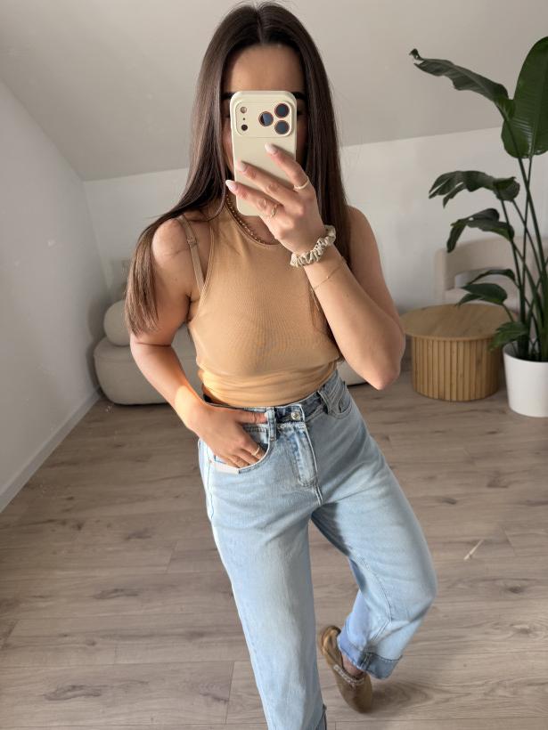 123576897-3.webp