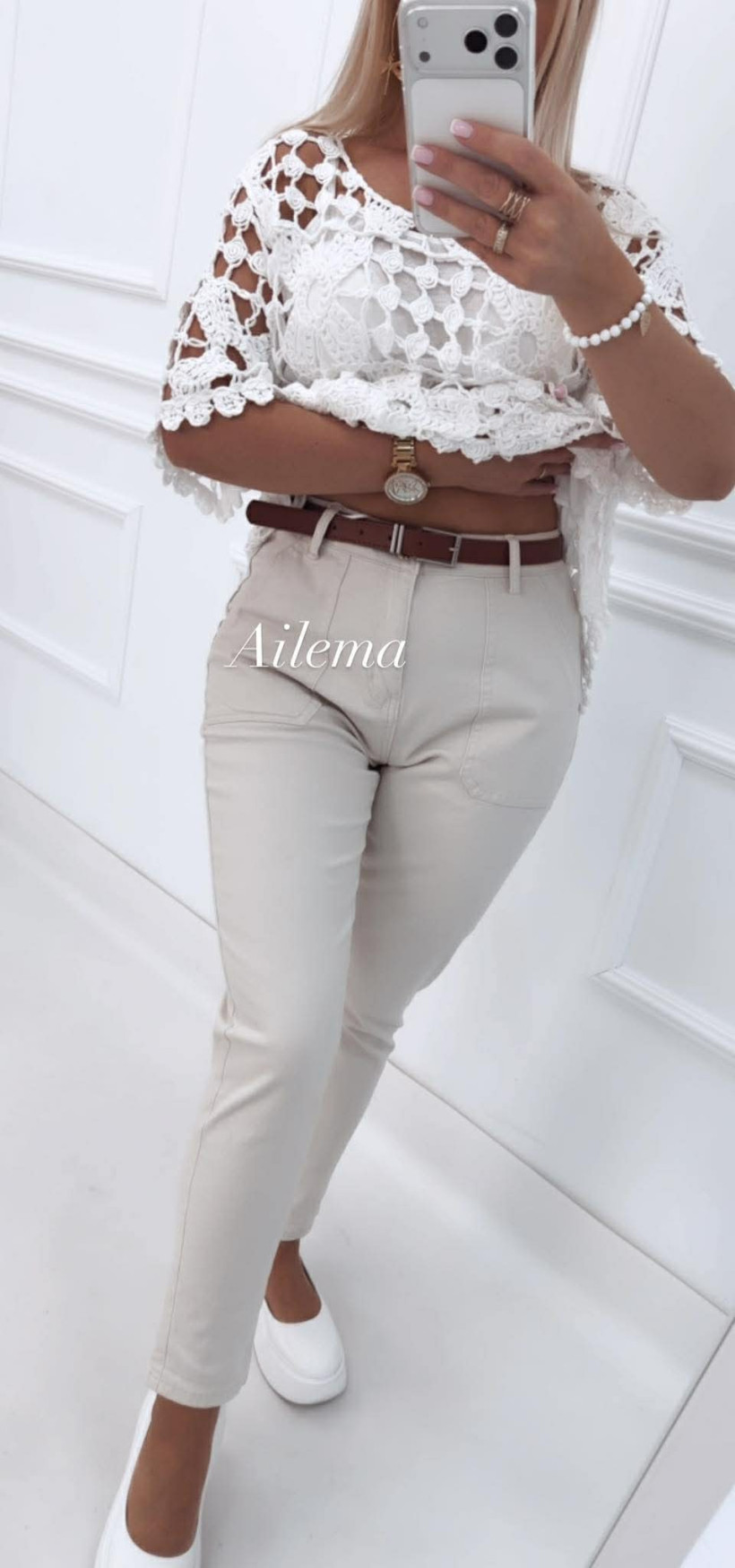 123620604-2.webp