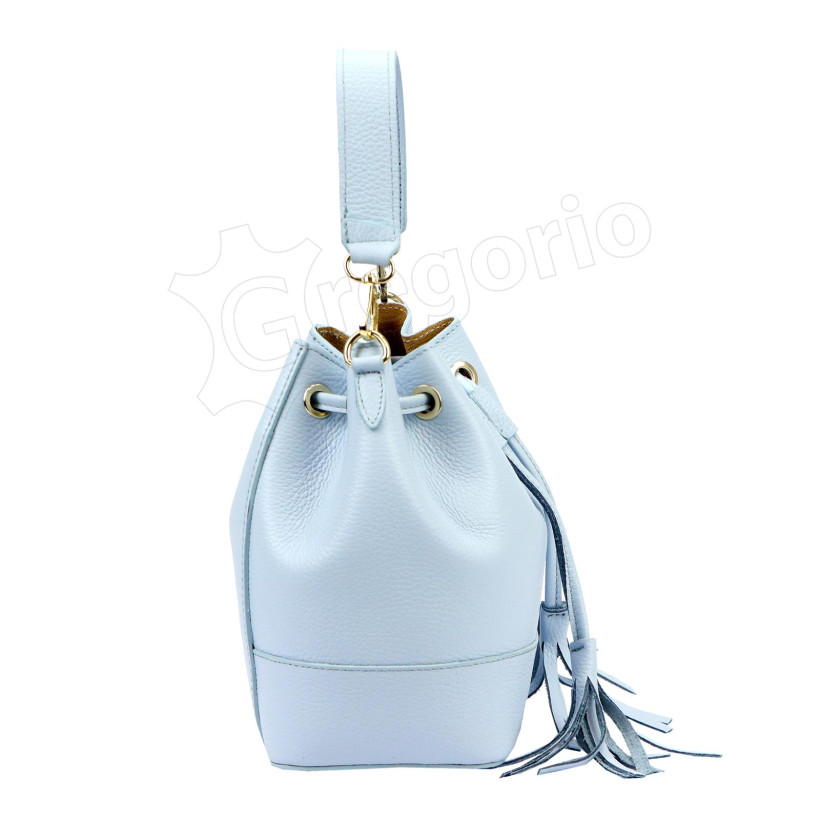 123650380-4.webp