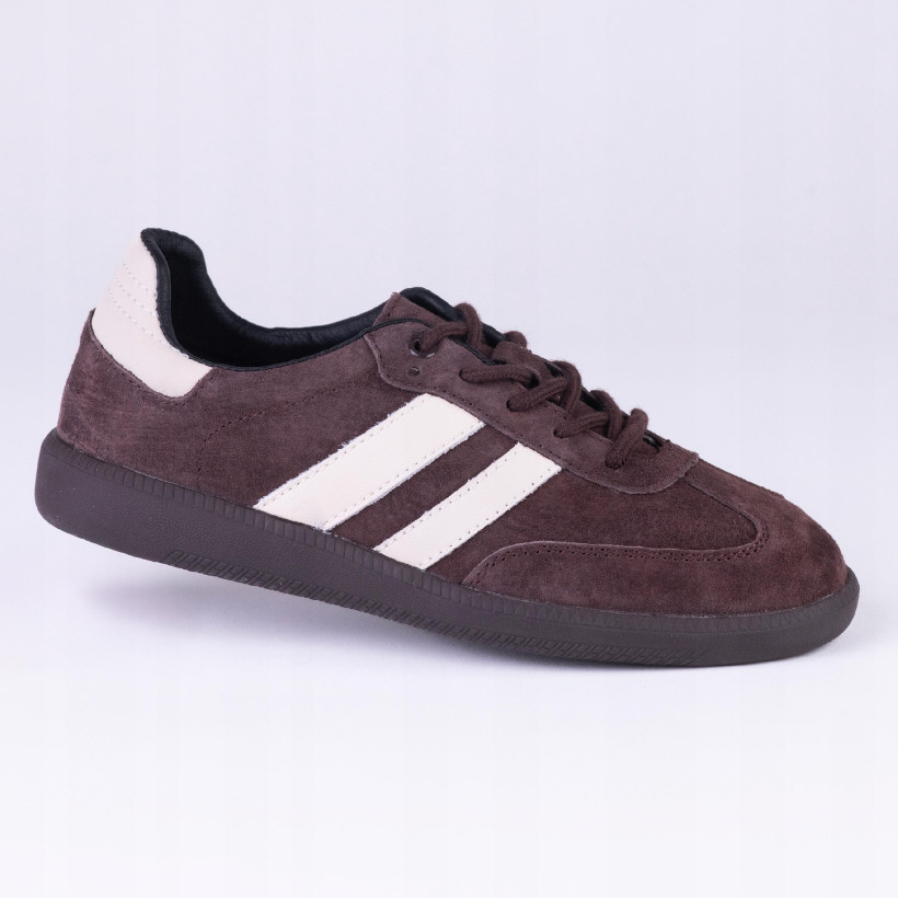 123650837-7.webp