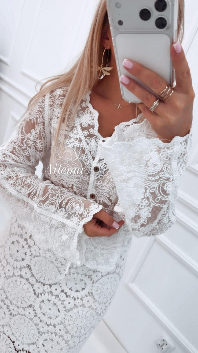 123698413-4.webp