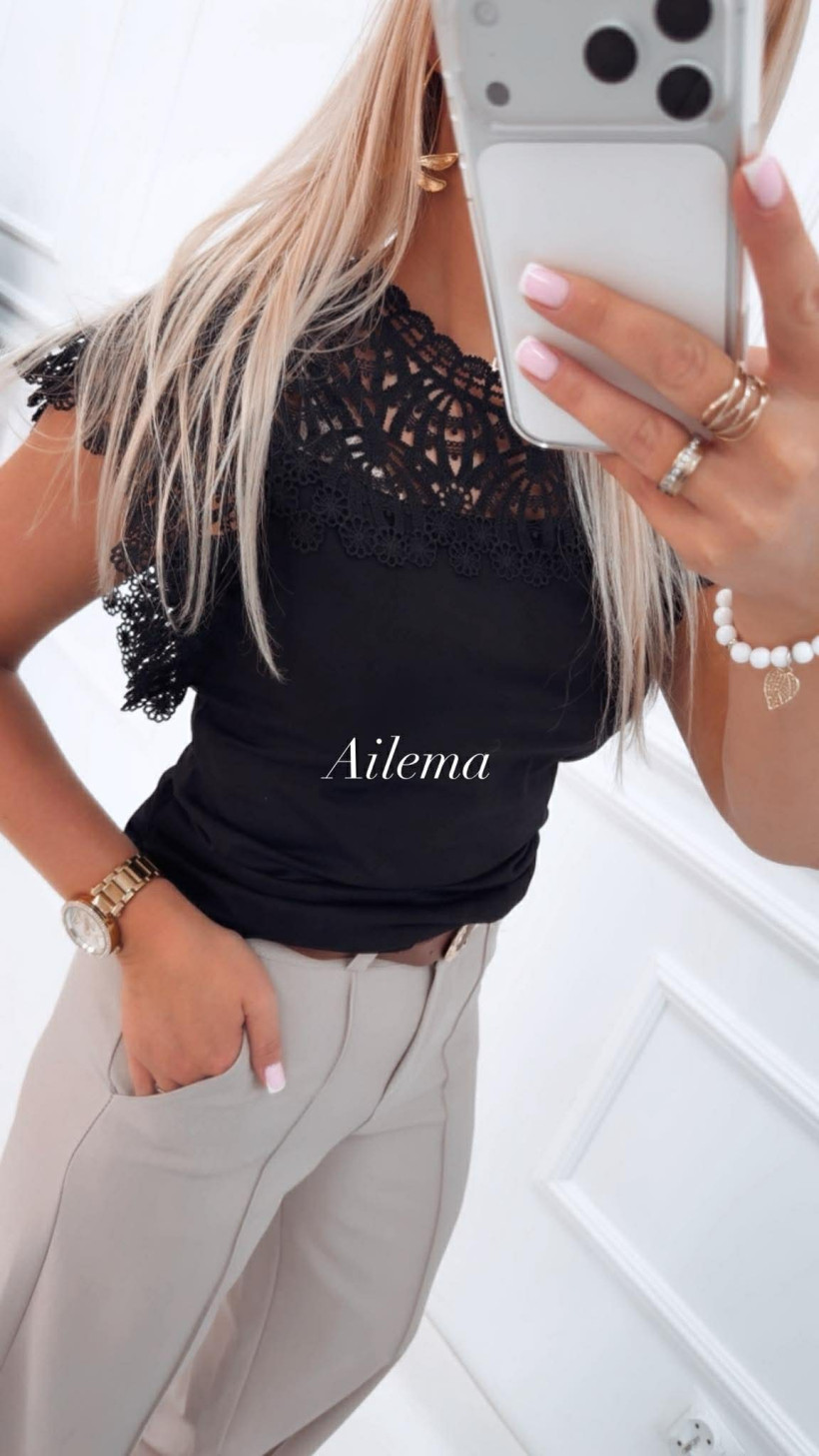 123769241-1.webp