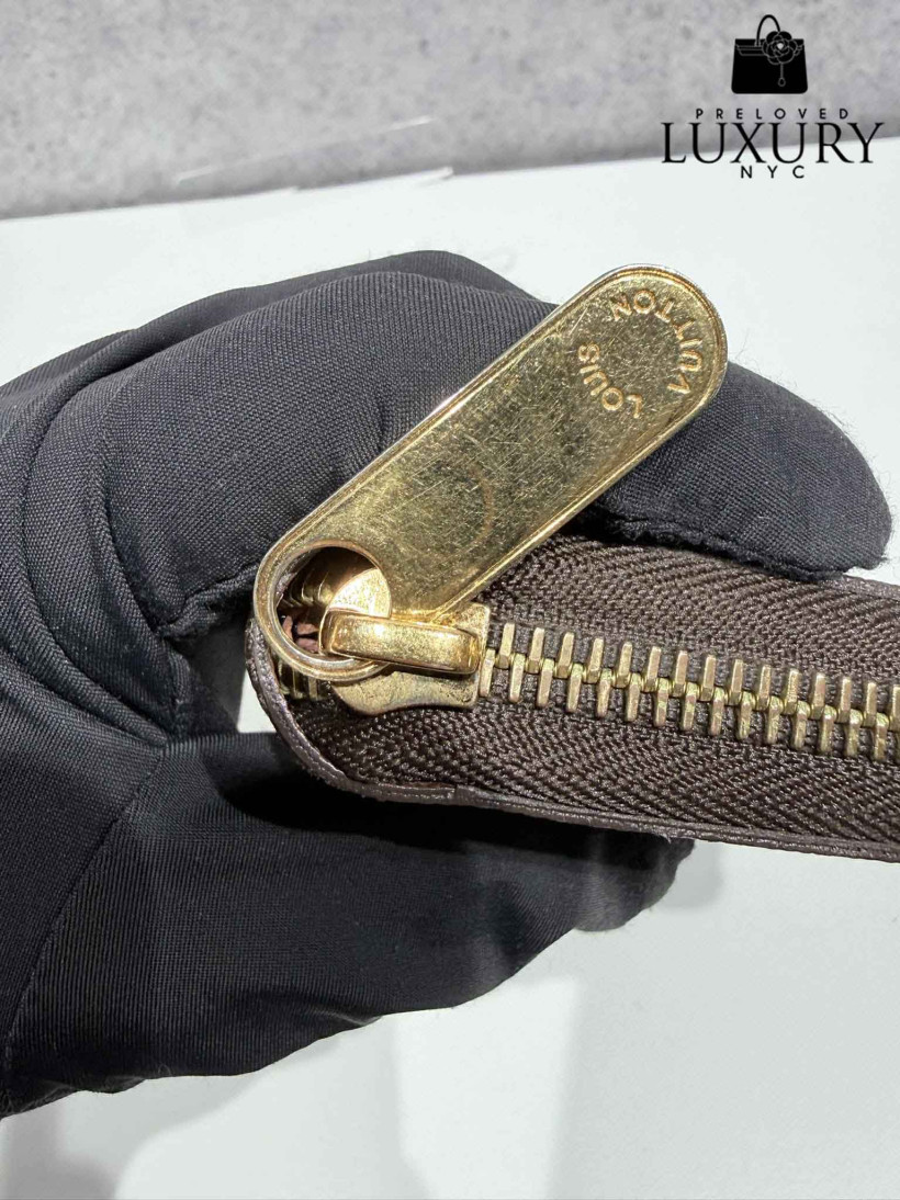 123773431-5.webp
