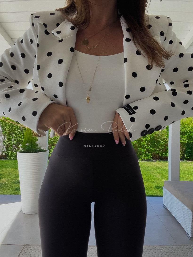 123873825-4.webp