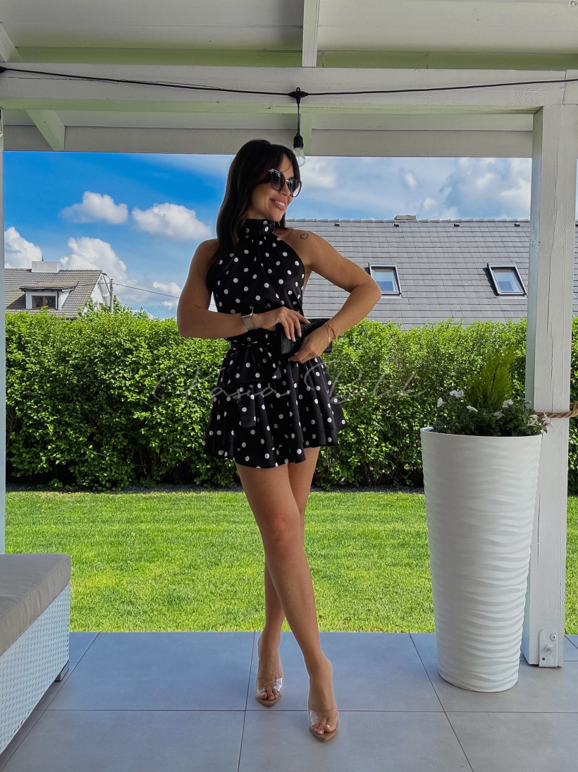 123996435-4.webp