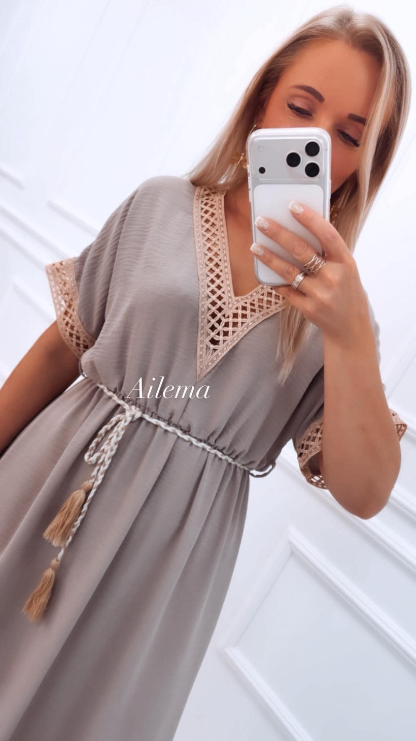 124026987-3.webp