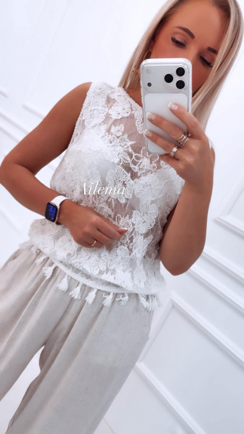 124030468-2.webp