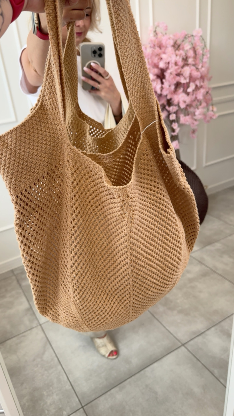 124041233-2.webp