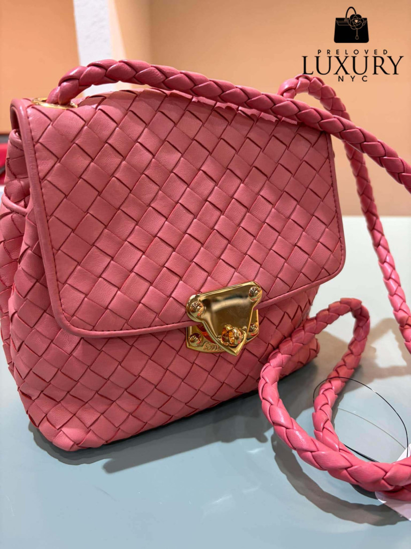124061244-5.webp