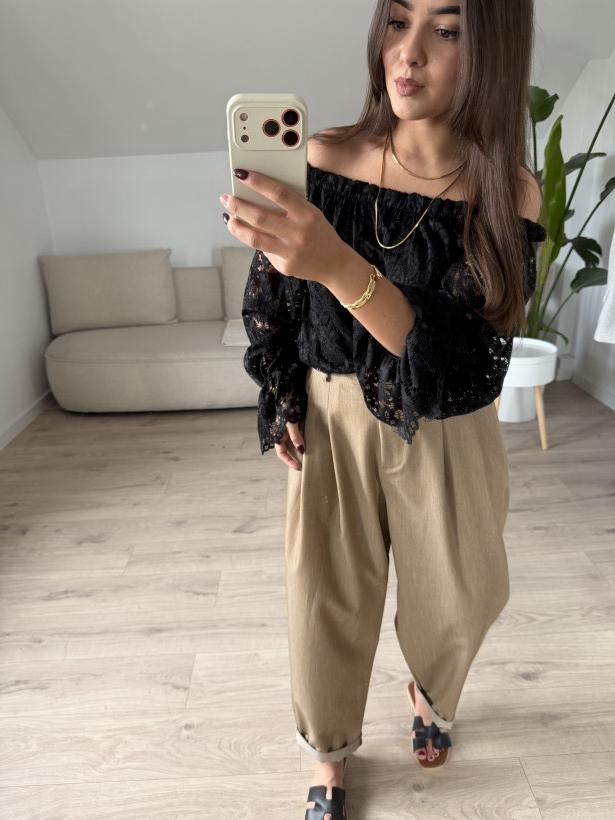 124062236-6.webp