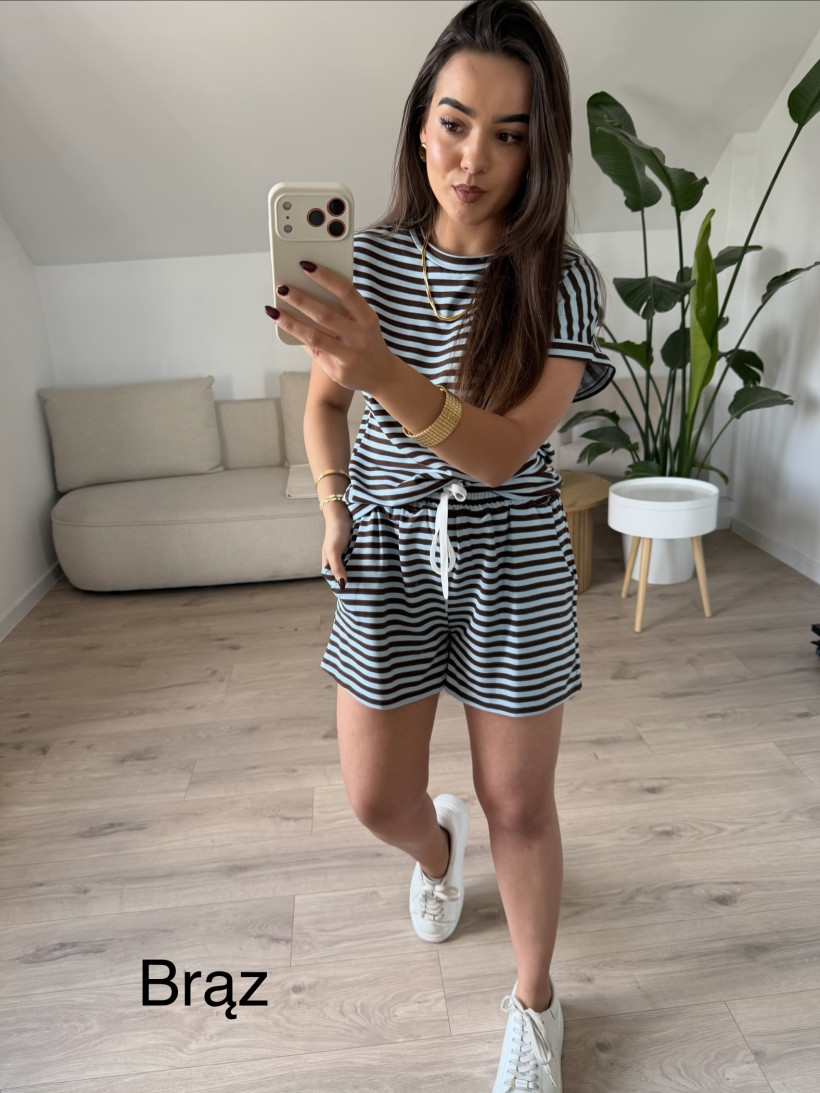 124062583-4.webp