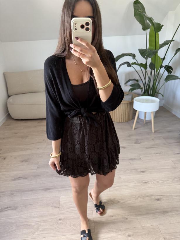 124085571-3.webp