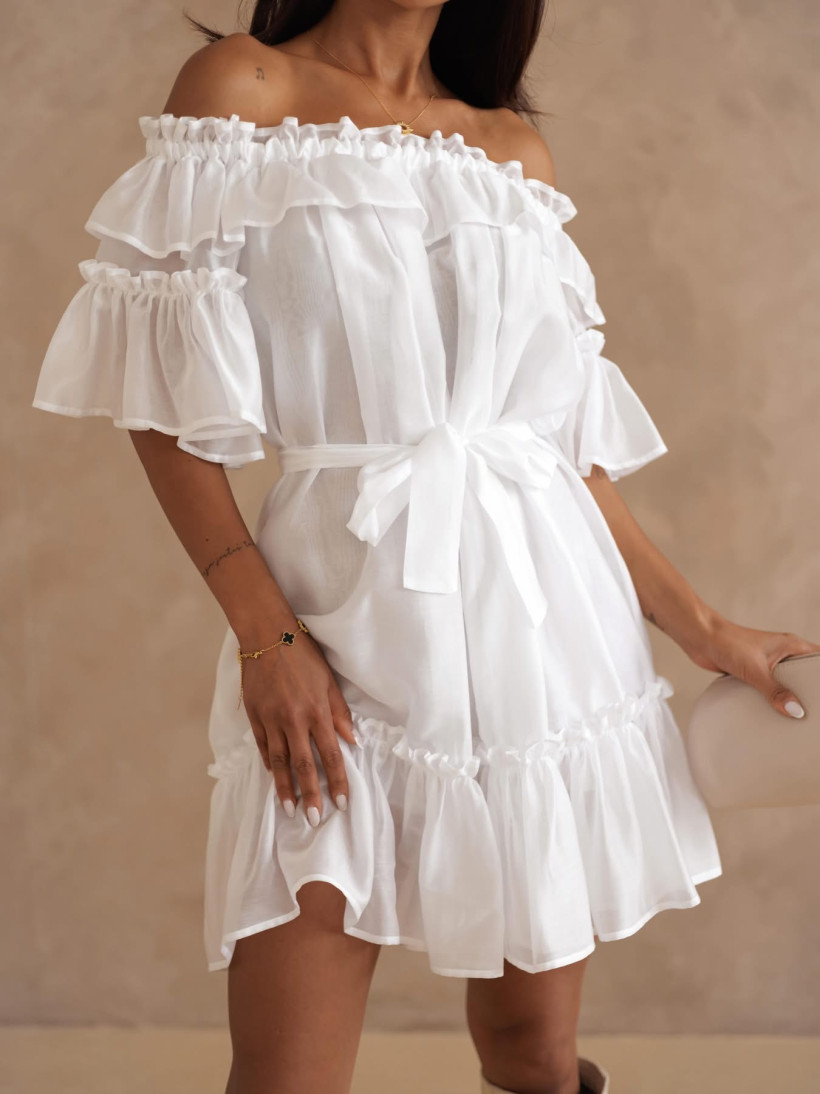 124113685-7.webp