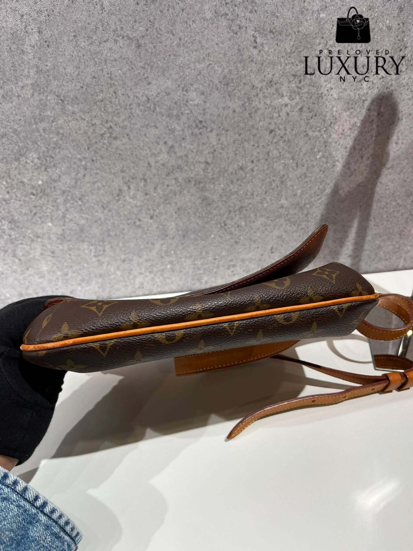 124113728-4.webp
