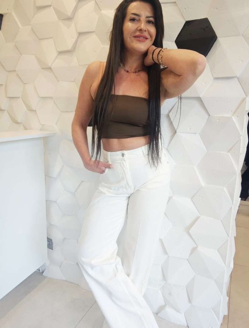 124156893-3.webp