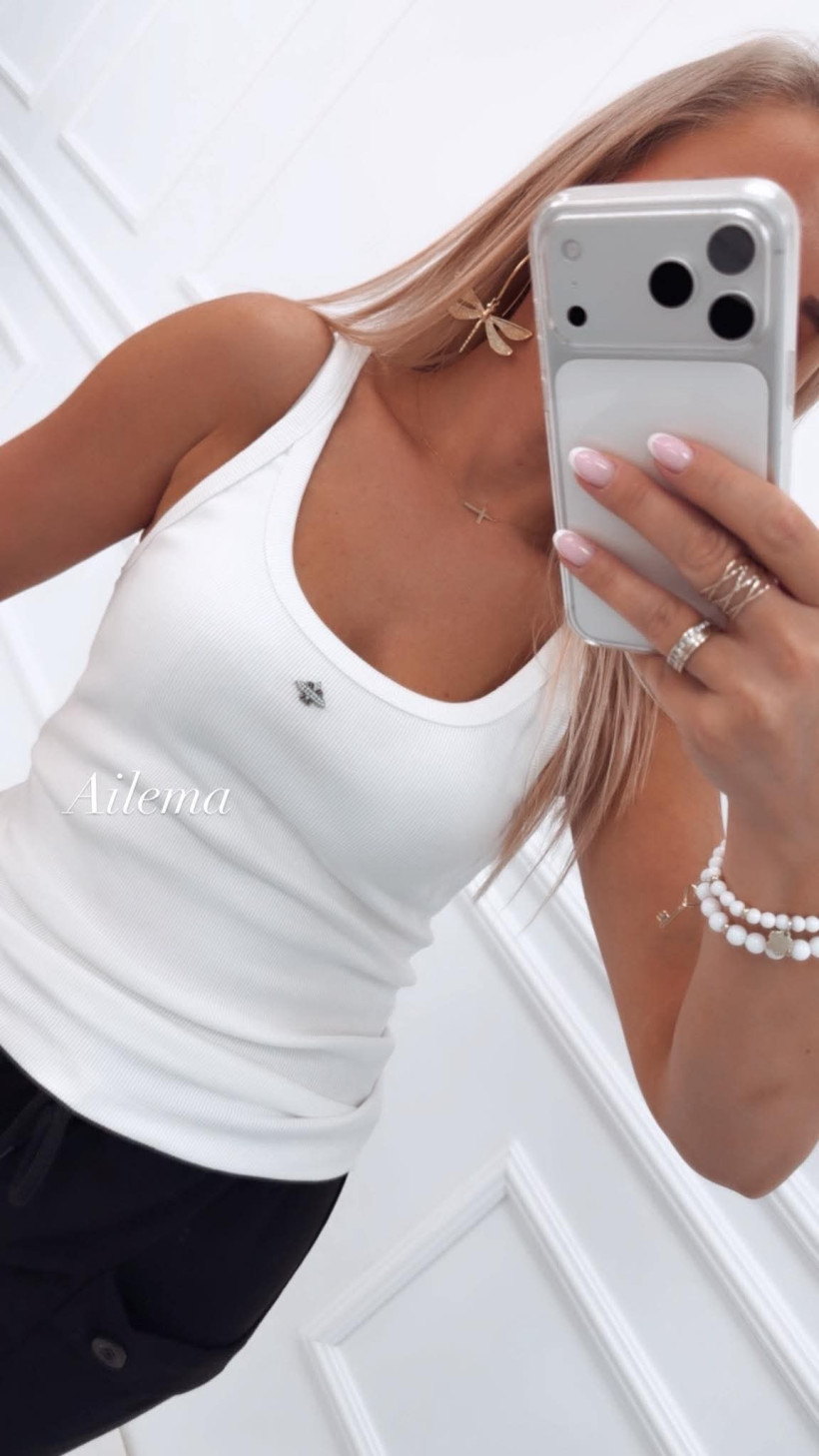 124197859-1.webp