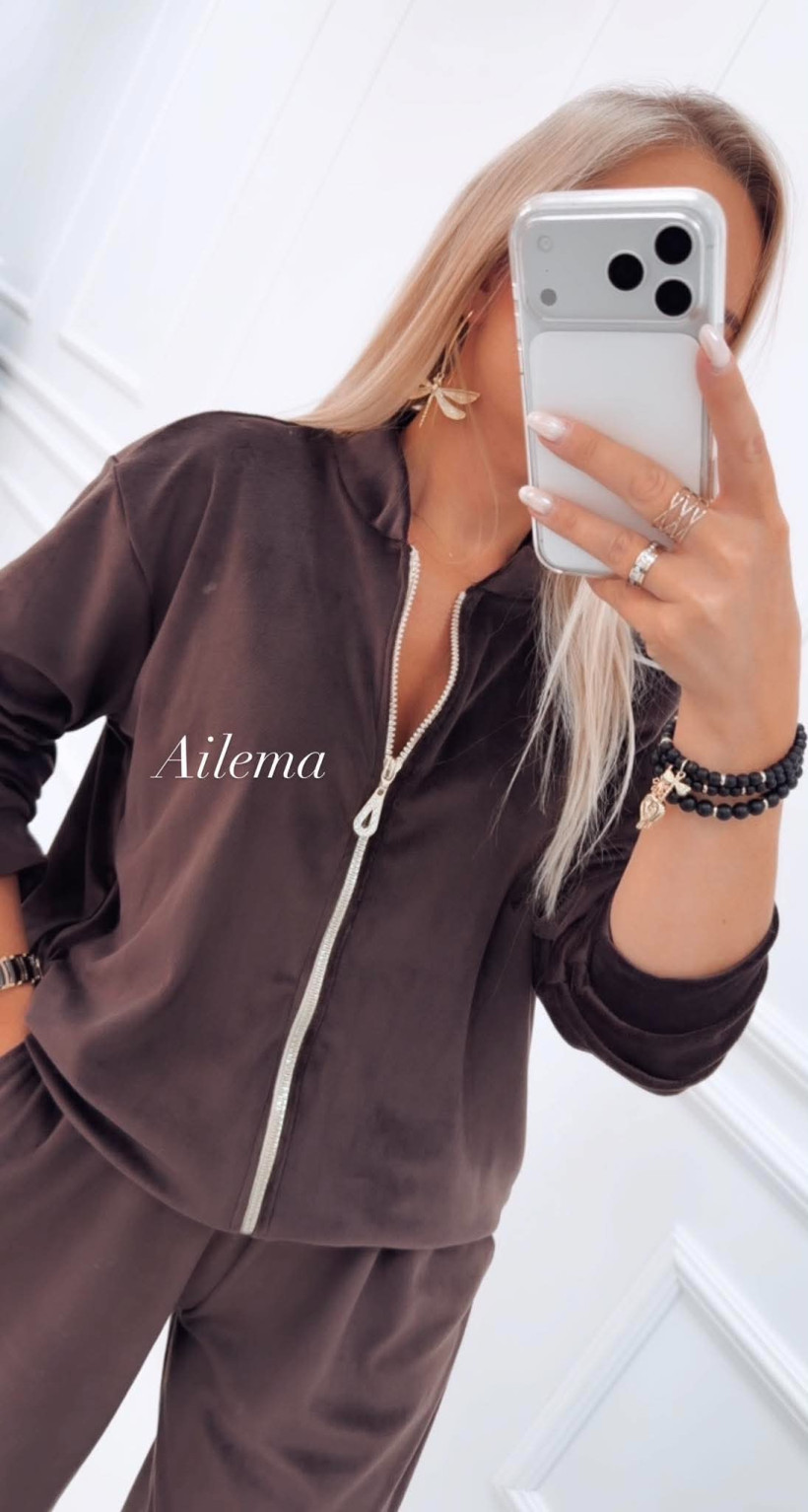 124203579-4.webp