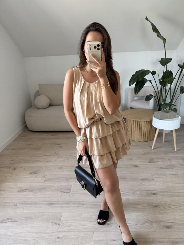124214639-3.webp