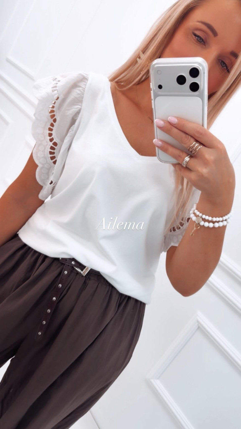 124222360-3.webp